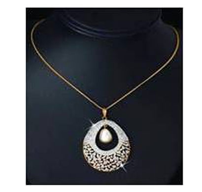 sia dazzling elegant platinum coated pearl pandent with silver crystal with american diamond embedded and silver chain